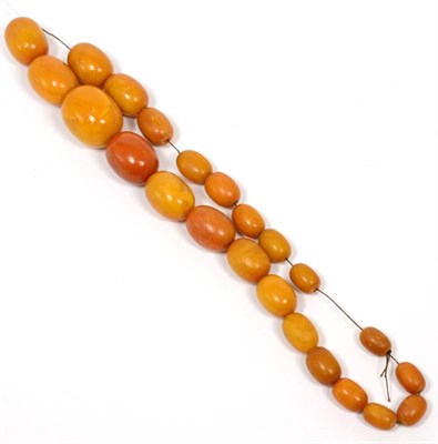 Lot 233 - An amber bead necklace, 45g gross