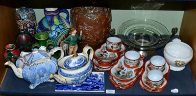 Lot 335 - A quantity of ceramics to include a Victorian teapot decorated with Japanese figures; a pair of...