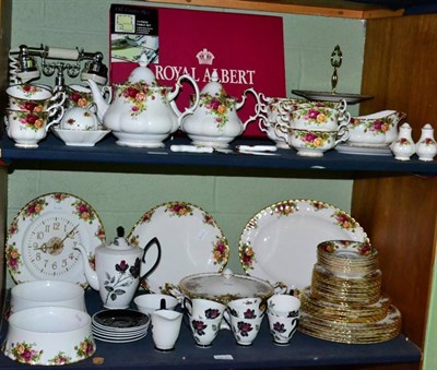 Lot 368 - A large collection of Royal Albert ''Old Country Roses'' pattern china; together with a Royal...