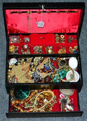 Lot 379 - A quantity of costume jewellery to include beaded necklaces, Victorian brooches, earrings and...