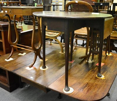 Lot 1367 - An 18th century mahogany gateleg table of small proportions