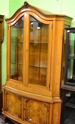 Lot 1467 - A modern glazed display cabinet