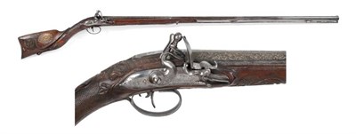 Lot 472 - A Good 18th Century Continental Flintlock Sporting Gun, the 101cm round steel barrel octagonal...