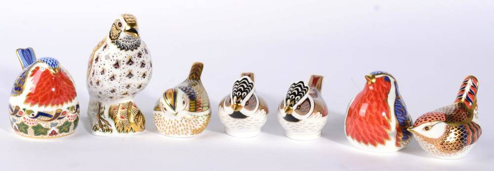 Lot 2 - Royal Crown Derby Imari paperweights, Robin, Robin Nesting, Crested Tit, Firecrest, Song...
