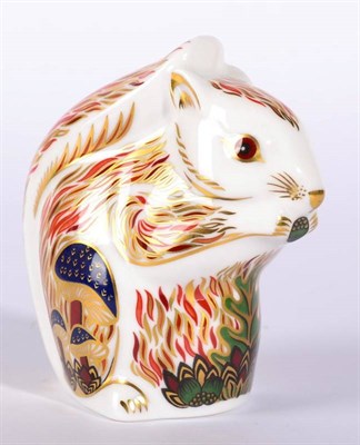 Lot 11 - A Royal Crown Derby paperweight, Stoney Middleton Squirrel, limited edition number 391/500,...