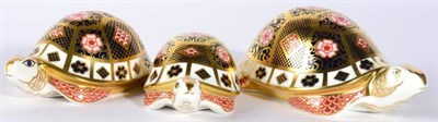 Lot 28 - Royal Crown Derby Imari paperweights, The Yorkshire Rose Tortoise Family, Father, Mother and...