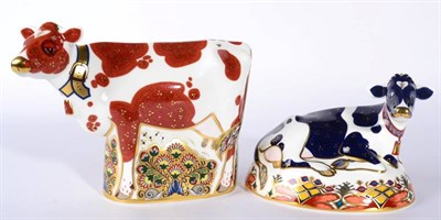 Lot 38 - Royal Crown Derby Imari Paperweight Daisy Cow and Fresian Cow 'Buttercup' (2)