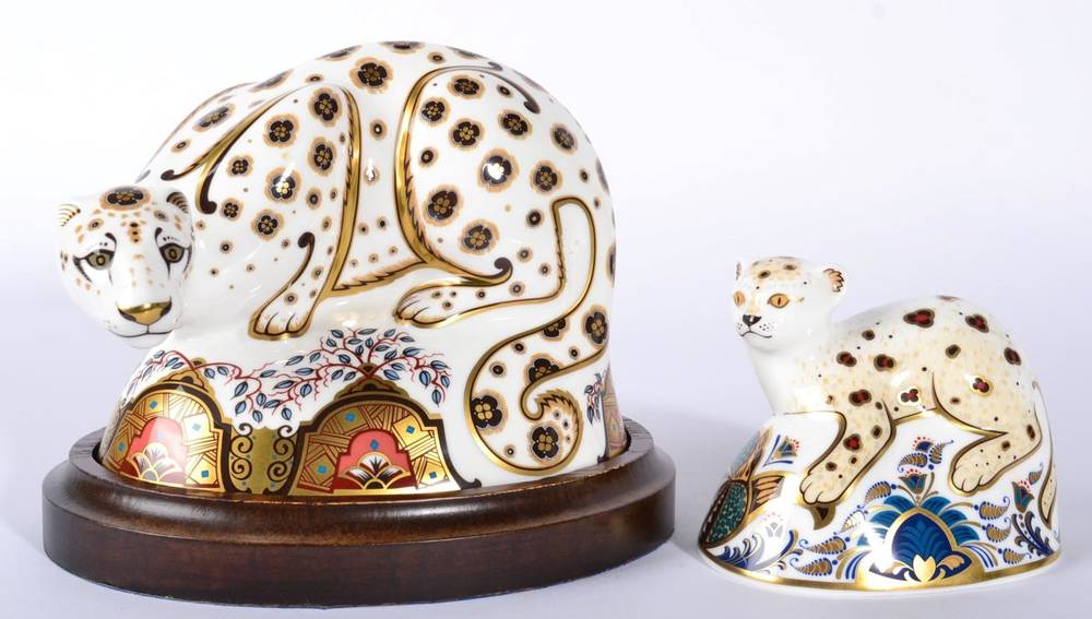 Lot 46 - Royal Crown Derby Imari paperweight, Snow Leopard, on wooden base and Leopard Cub (2)