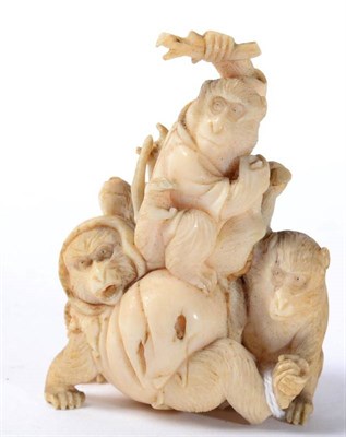Lot 224 - A good quality Japanese ivory carving, depicting a group of monkeys, 19th century