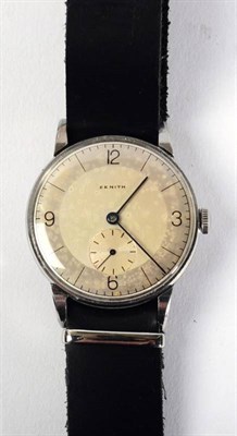 Lot 290 - A stainless steel gents wristwatch, signed Zenith