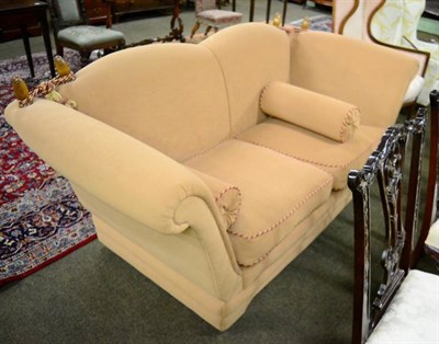 Lot 1334 - A Knoll style drop end sofa