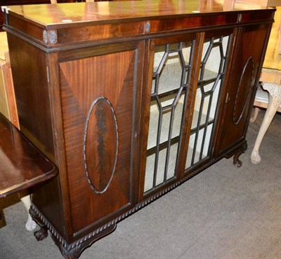 Lot 1383 - An early 20th century mahogany display cabinet