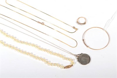 Lot 228 - Two 9 carat gold Boston link chain necklaces, a 9 carat gold bangle and a 9 carat gold cubic...