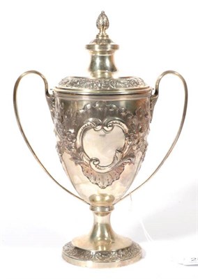 Lot 287 - ~ An Edwardian silver twin-handled cup & cover, by Elkington & Co. London, 1905, repousee...
