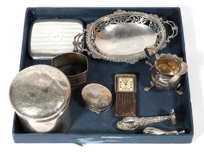 Lot 386 - Assorted silver items to include: a twin handled dish with pierced border, London 1902; a cigarette