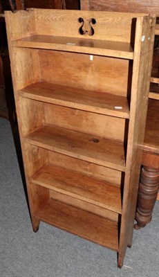 Lot 1398 - An early 20th century five-tier freestanding bookcase