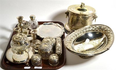 Lot 35 - A group of silver items to include an Edwardian style part dressing table set including...