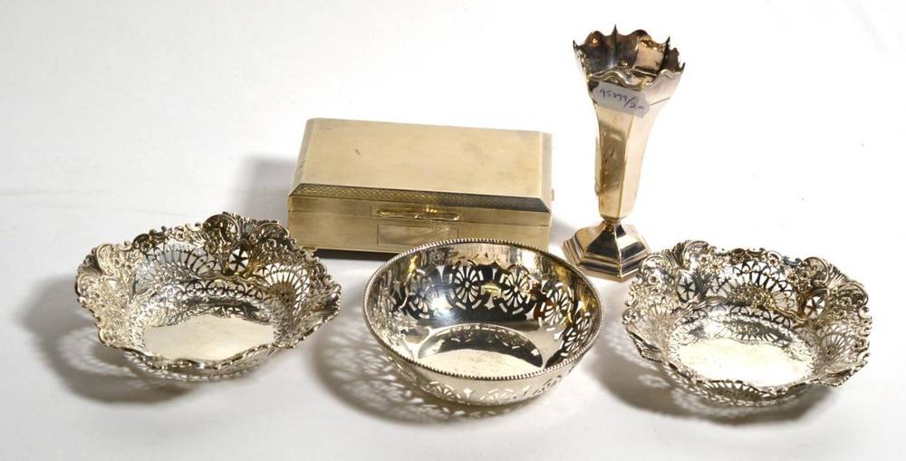 Lot 160 - A pair of pierced silver bowls, Martin, Hall & Co, Sheffield 1894; and Art Deco cigarette box;...