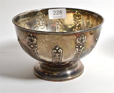 Lot 228 - An Edwardian silver pedestal bowl, Robert Pringle & Sons, London 1908, with stylised foliate...