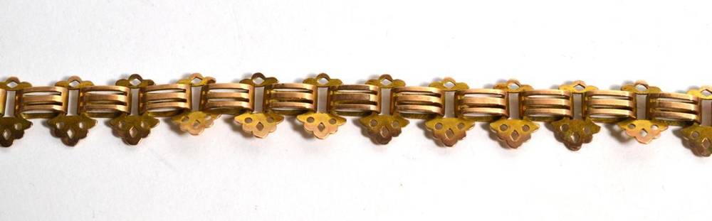 Lot 238 - A 9 carat yellow gold necklace, foliate and bar links, stamped 9ct, approx 17grms