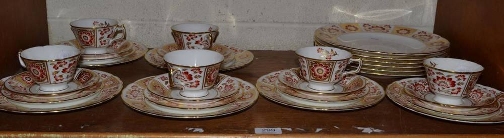 Lot 299 - A Royal Crown Derby, Red Derby Panel pattern part tea and dinner service
