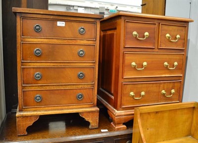 Lot 1134 - Two reproduction chests of drawers