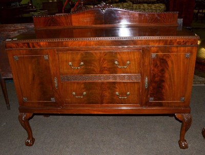 Lot 1206 - An early 20th century mahogany sideboard on ball and claw feet, 137cm wide