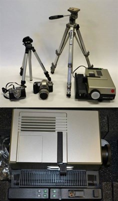 Lot 2152 - Various Camera Related Equipment including Leica Pradovit P150 and P300IR  projectors (both cased)