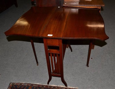 Lot 1272 - A mahogany Sutherland table