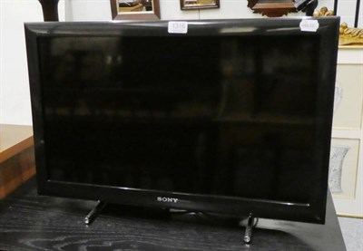 Lot 1316 - Sony Bravia TV set KDL 26 EX553, with remote and instructions