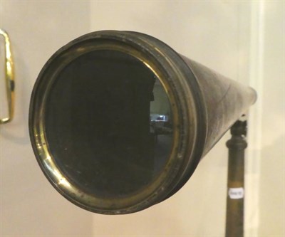 Lot 268 - A Dolland of London telescope and stand
