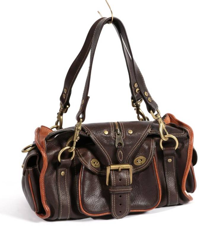 Lot 1018 - Mulberry Emmy Darwin leather handbag, in chocolate and oak with brass fittings, with small...
