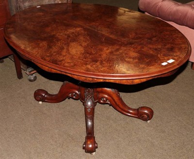 Lot 1319 - A Victorian oval shaped walnut veneered tripod loo table