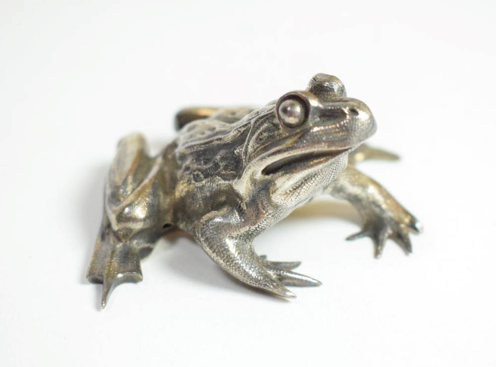 Lot 30 - A cast silver model of a frog, Francis Howard, Sheffield 2011, 5cm long, 2.9ozt