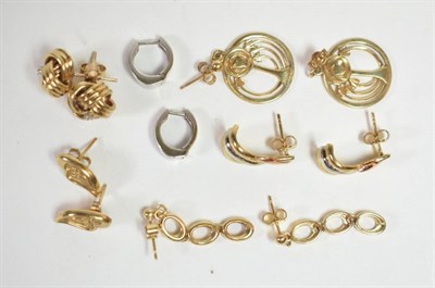 Lot 205 - Three pairs of 9 carat gold drop earrings including a three colour gold pair; two pairs of 9...