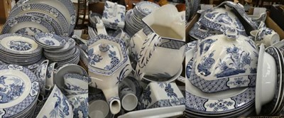 Lot 1009 - A quantity of Wood & Sons 'Yuan' pattern blue and white ceramics (three boxes)
