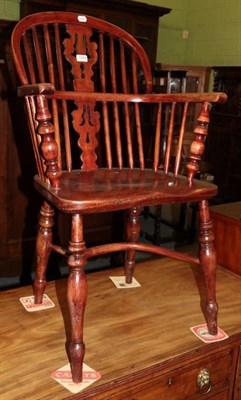 Lot 1224 - An ash and elm Windsor chair