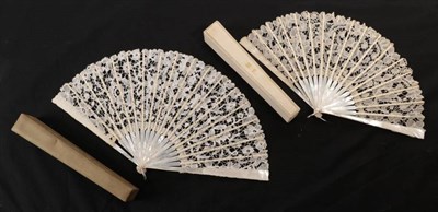 Lot 2152 - An Early 20th Century Small Belgian Bobbin Lace Fan, probably Bruges, the leaf mounted on white...