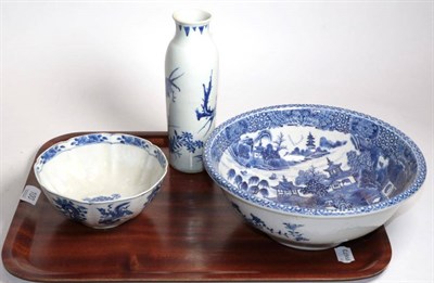Lot 100 - An 18th century Chinese painted bowl; another Chinese bowl; and a Chinese vase