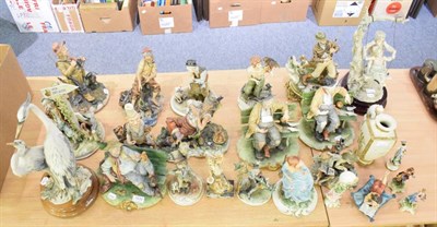 Lot 1032 - A quantity of Capodimonte figures