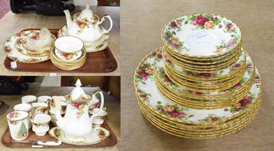 Lot 1056 - Royal Albert ''Old Country Roses'' tea, dinner and coffee service