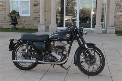 Lot 257 - ^ Ariel VB Motorcycle Registration Number: SFO 860 First Registered: 14-4-1959 Engine Size:...