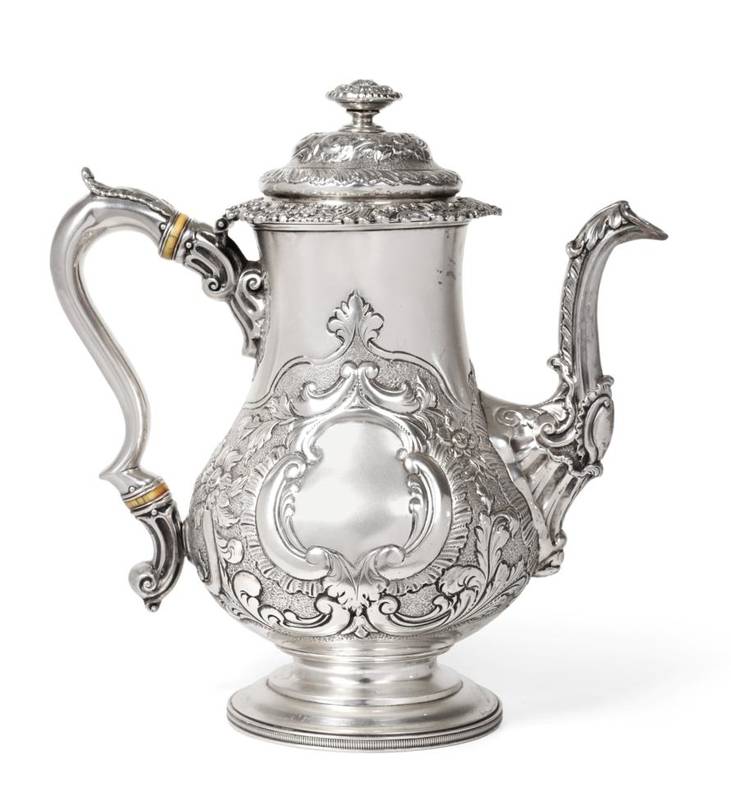 Lot 28 - A George IV Scottish Silver Coffee Pot, Alexander Edmonstoun, Edinburgh 1824, baluster form,...