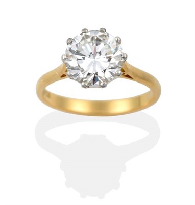 Lot 155 - An 18 Carat Gold Diamond Solitaire Ring, the round brilliant cut diamond in a white claw setting to