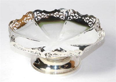 Lot 20 - An octagonal silver pedestal dish, Viners Ltd, Sheffield 1939, with shaped and pierced rim,...