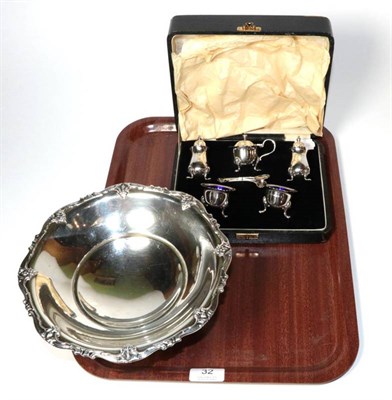 Lot 32 - A silver pedestal dish; and a cased five piece condiment set