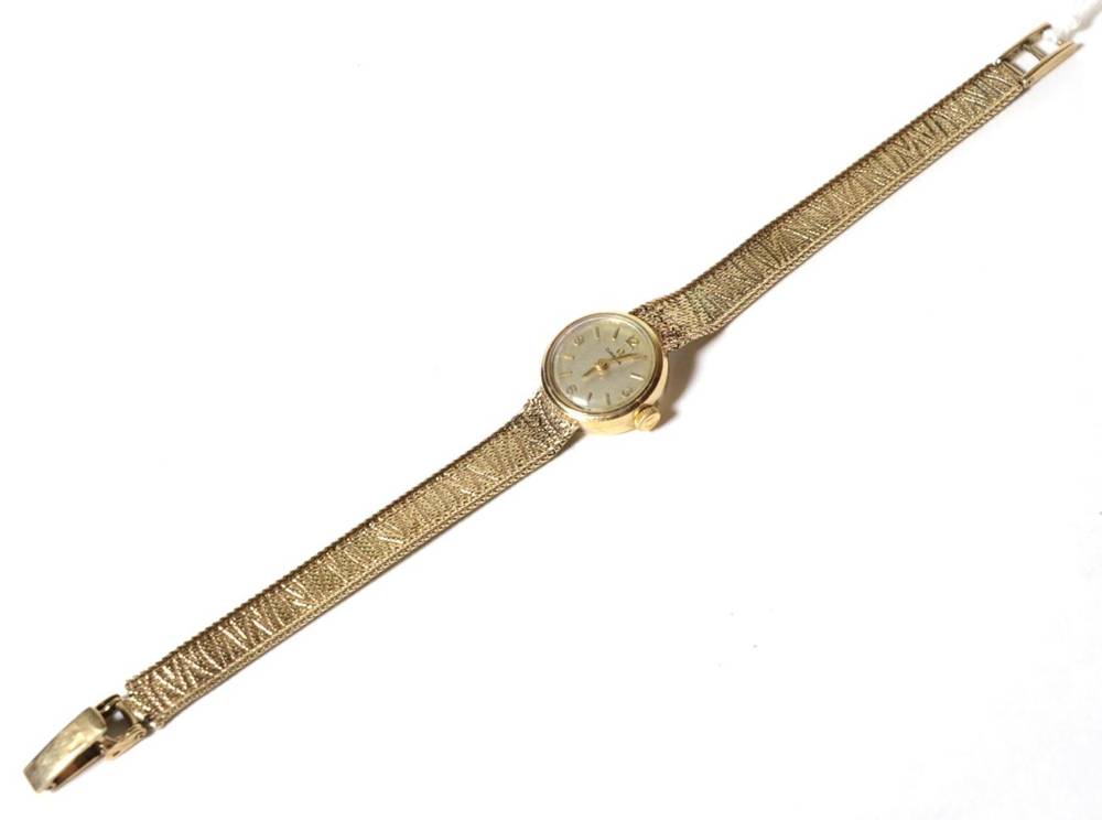 Lot 51 - A lady's 9 carat gold Omega wristwatch