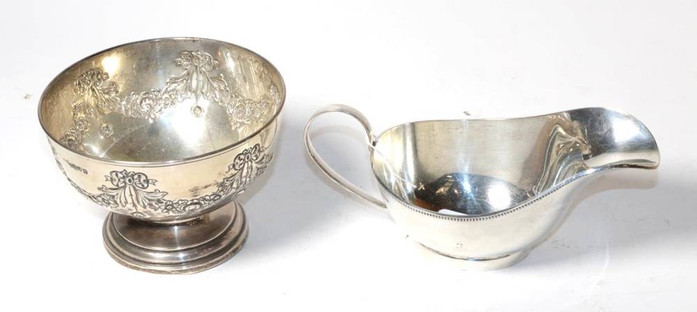 Lot 123 - A silver sauceboat, Stower & Wragg, Sheffield 1933, and a silver pedestal bowl, Chester 1914,...