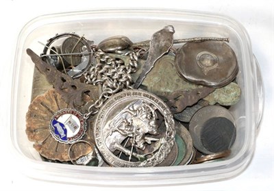 Lot 242 - A box of miscellaneous coins and jewellery including a Scandinavian white metal storyteller brooch