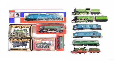 Lot 167 - Various OO Gauge Locomotives Jouef BR D285, Triang Britannia and tender, two Mainline and one...